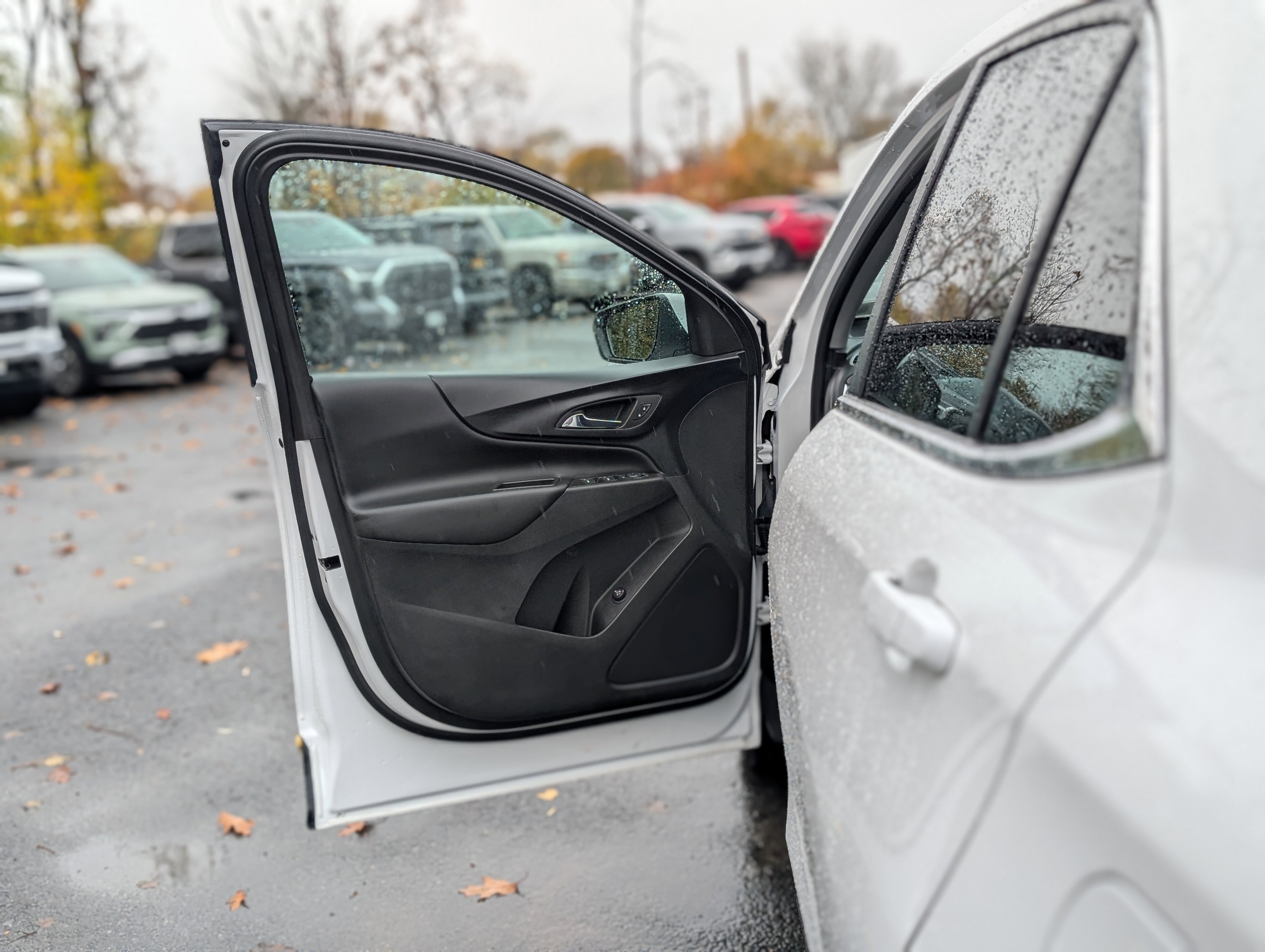 Used 2022 Chevrolet Equinox LT image 26