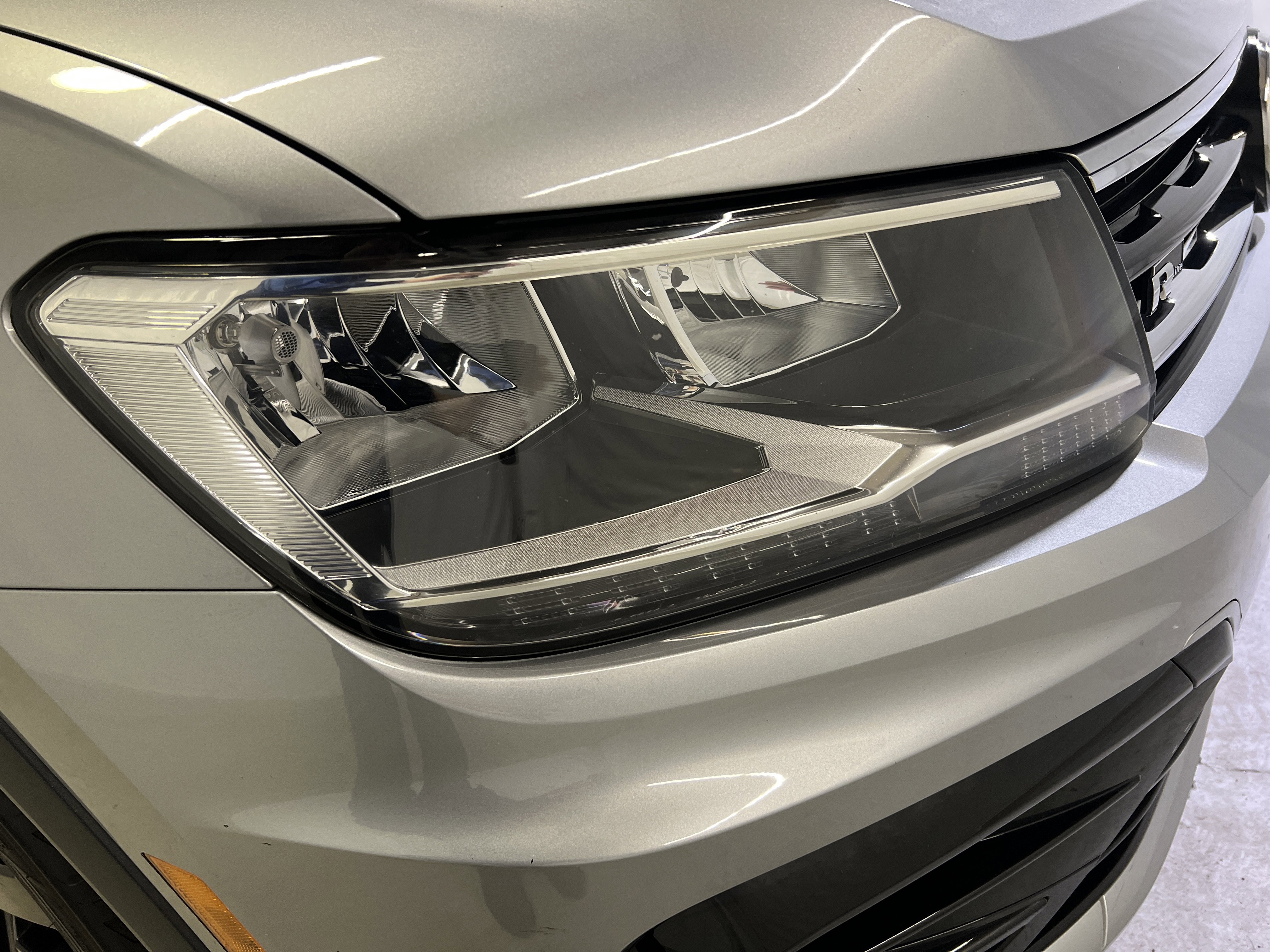 Used 2021 Volkswagen Tiguan SE R-Line w/ 3rd Row Seat Package AWD/4WD image 5