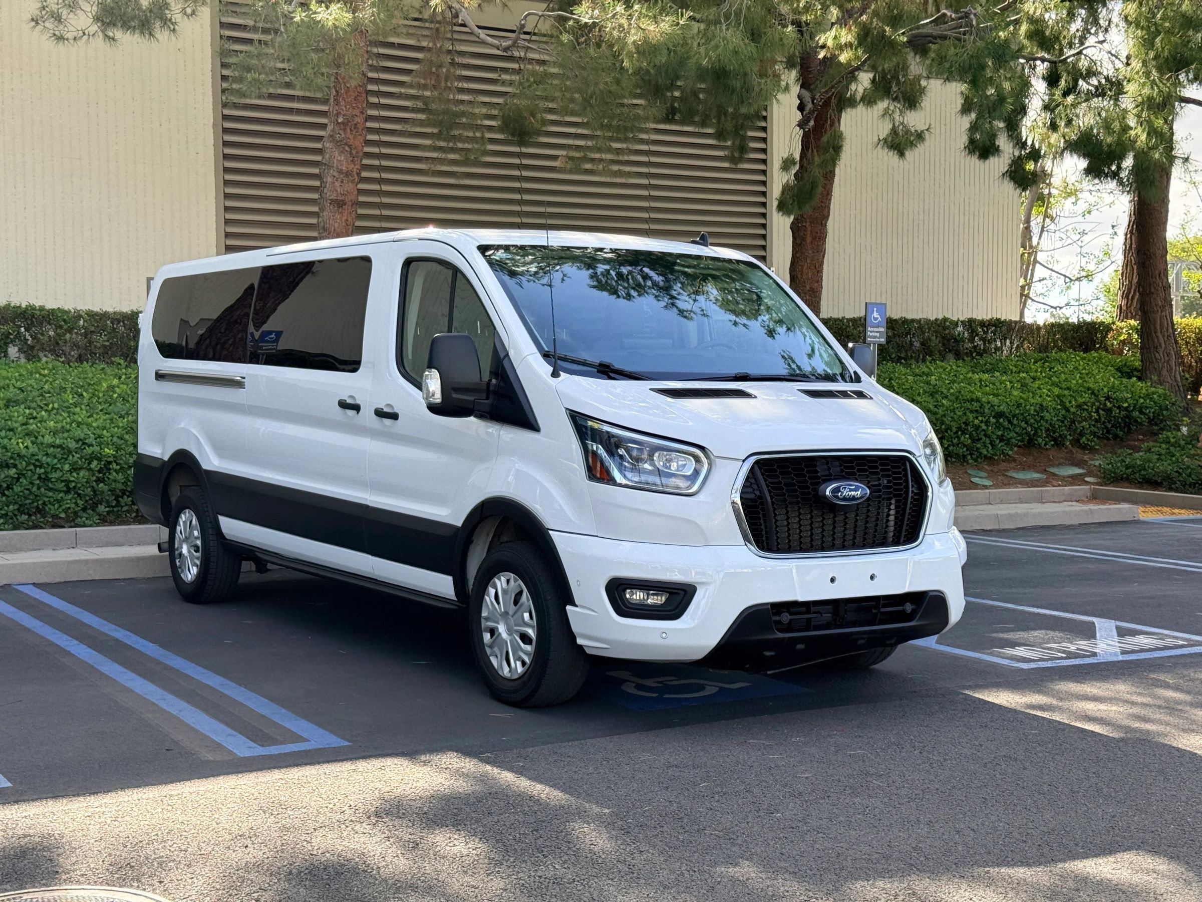 Used 2023 Ford Transit 350 XLT RWD image 8