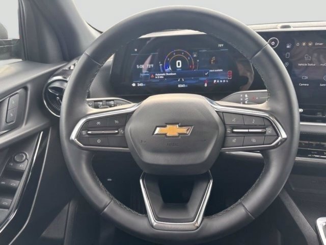 Used 2026 Chevrolet Equinox LT FWD image 16