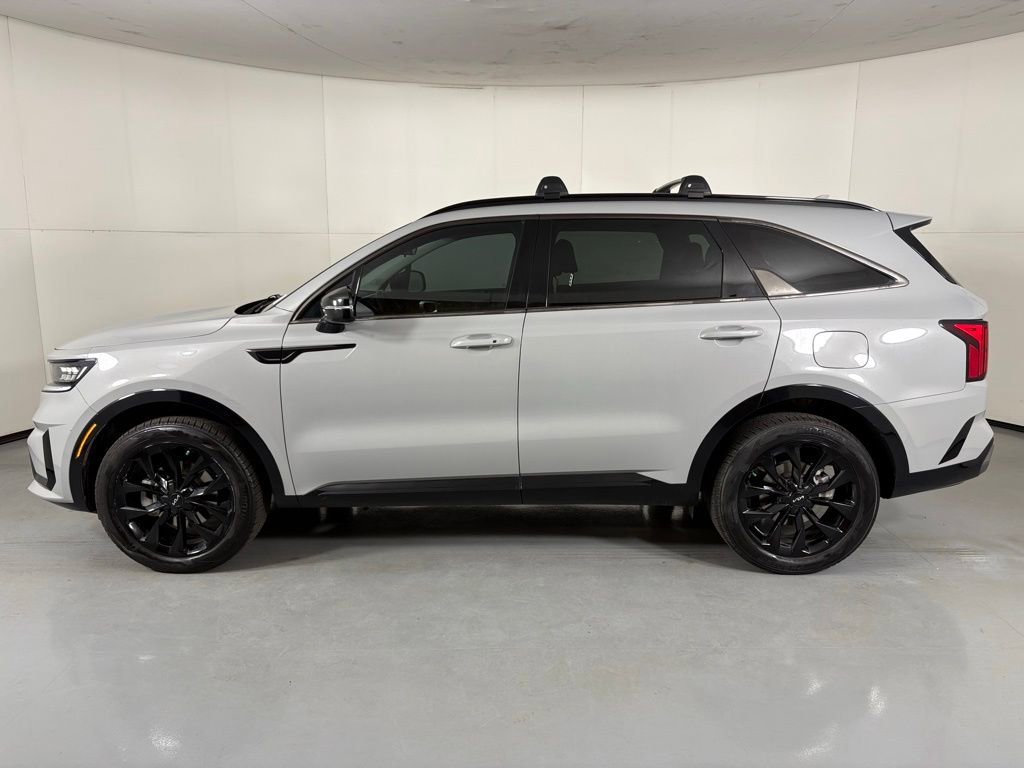 Used 2022 Kia Sorento SX image 5