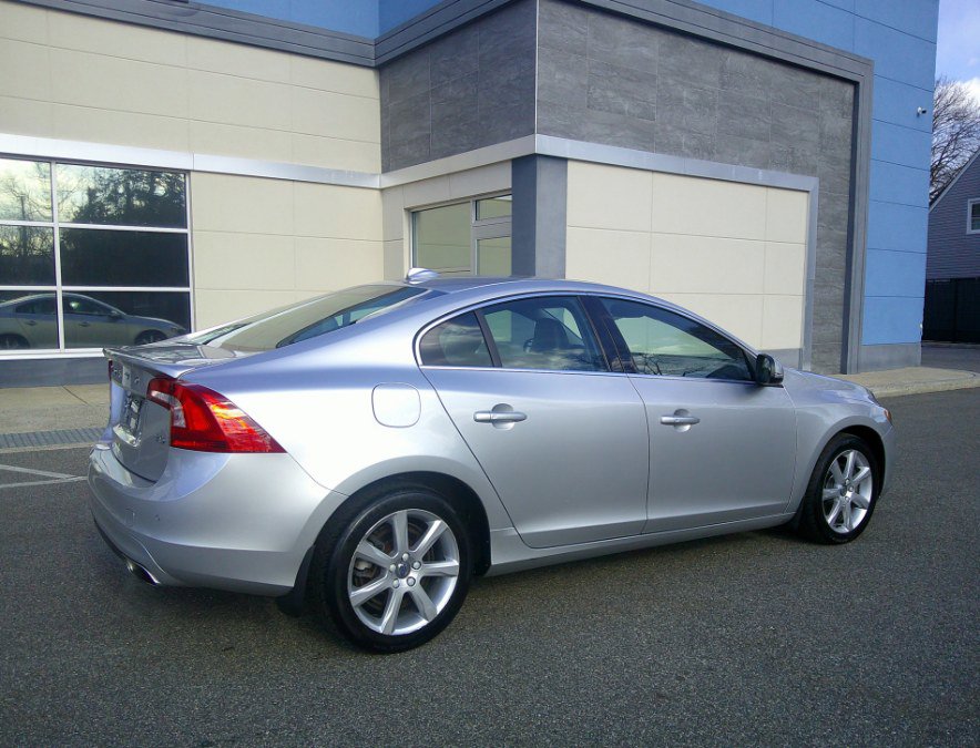 Used 2016 Volvo S60 T5 Premier w/ Convenience Package image 7