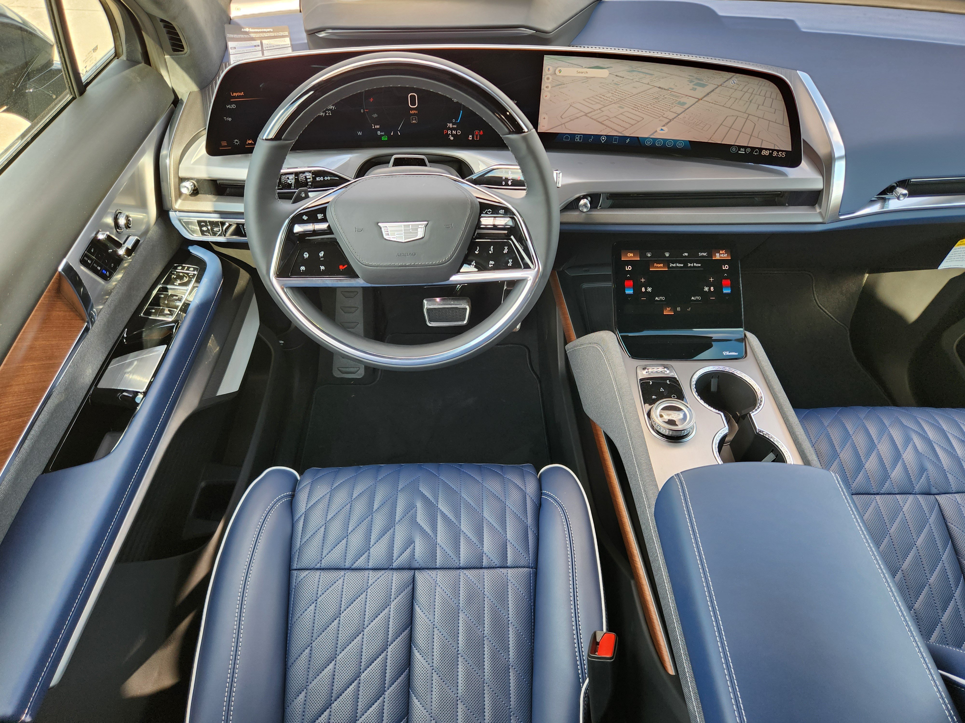 New 2026 Cadillac Vistiq Premium Luxury AWD/4WD image 15