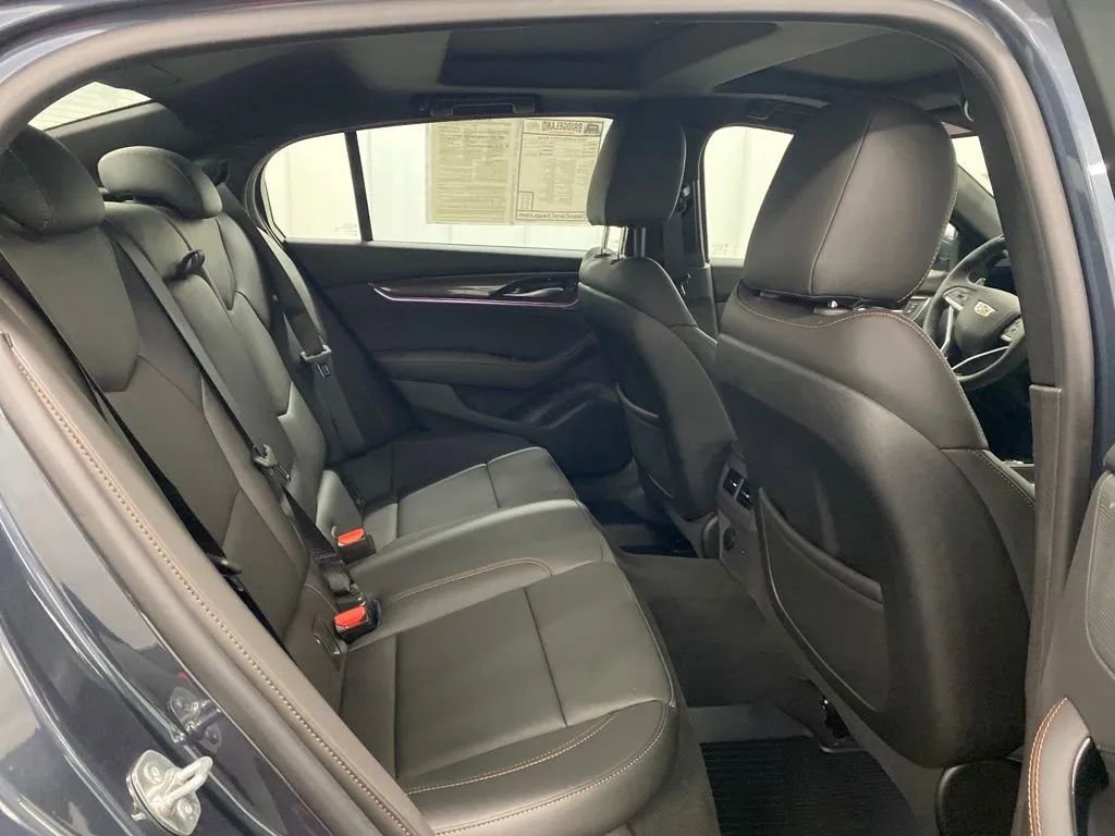 Used 2025 Cadillac CT5 V image 10