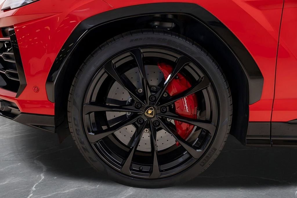 Used 2022 Lamborghini Urus image 58