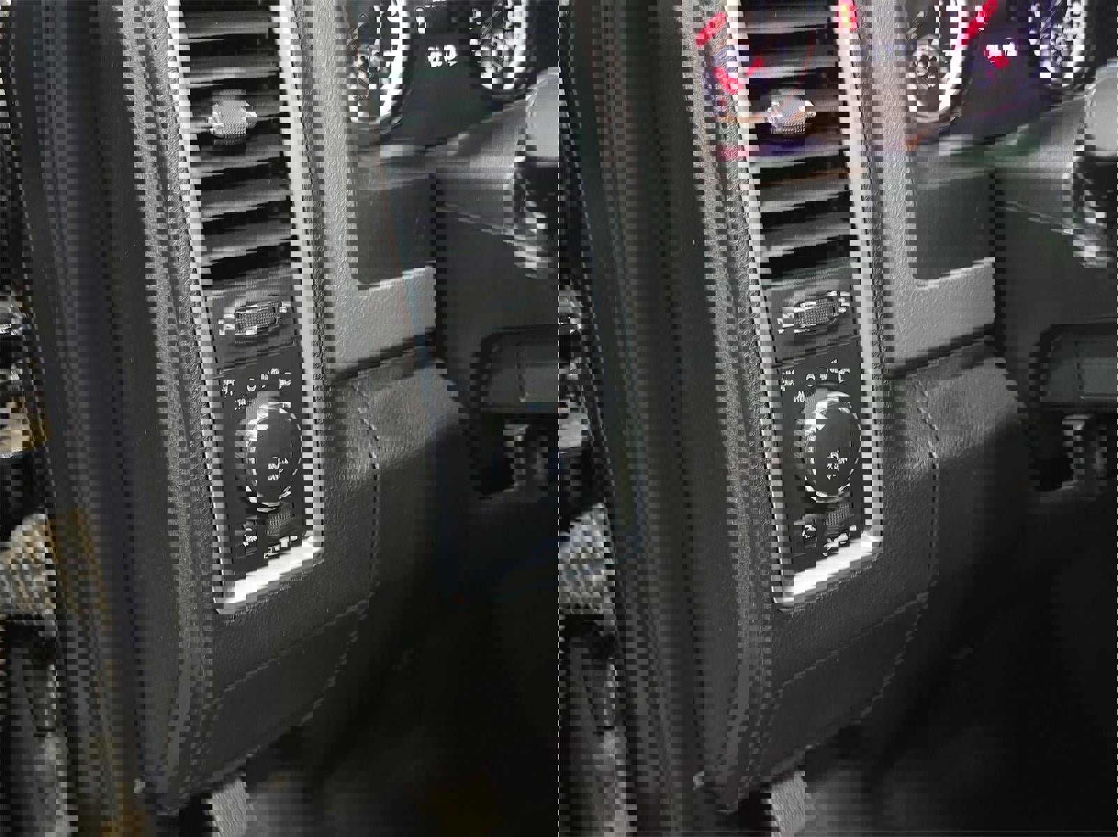 Used 2019 RAM 1500 Classic Warlock image 10