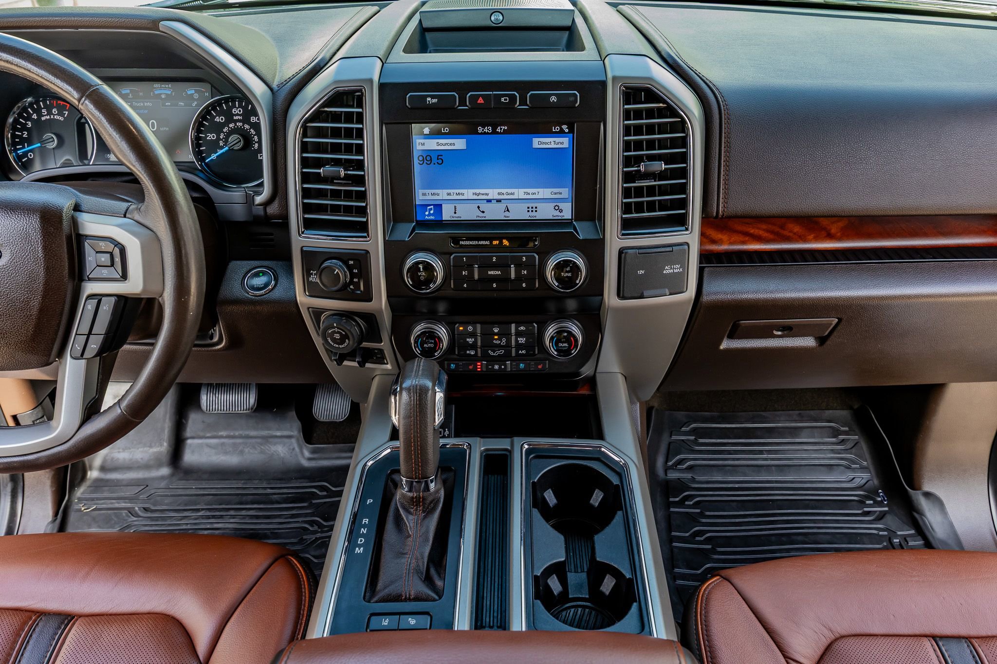 Used 2019 Ford F150 King Ranch w/ Equipment Group 601A Luxury AWD/4WD image 24
