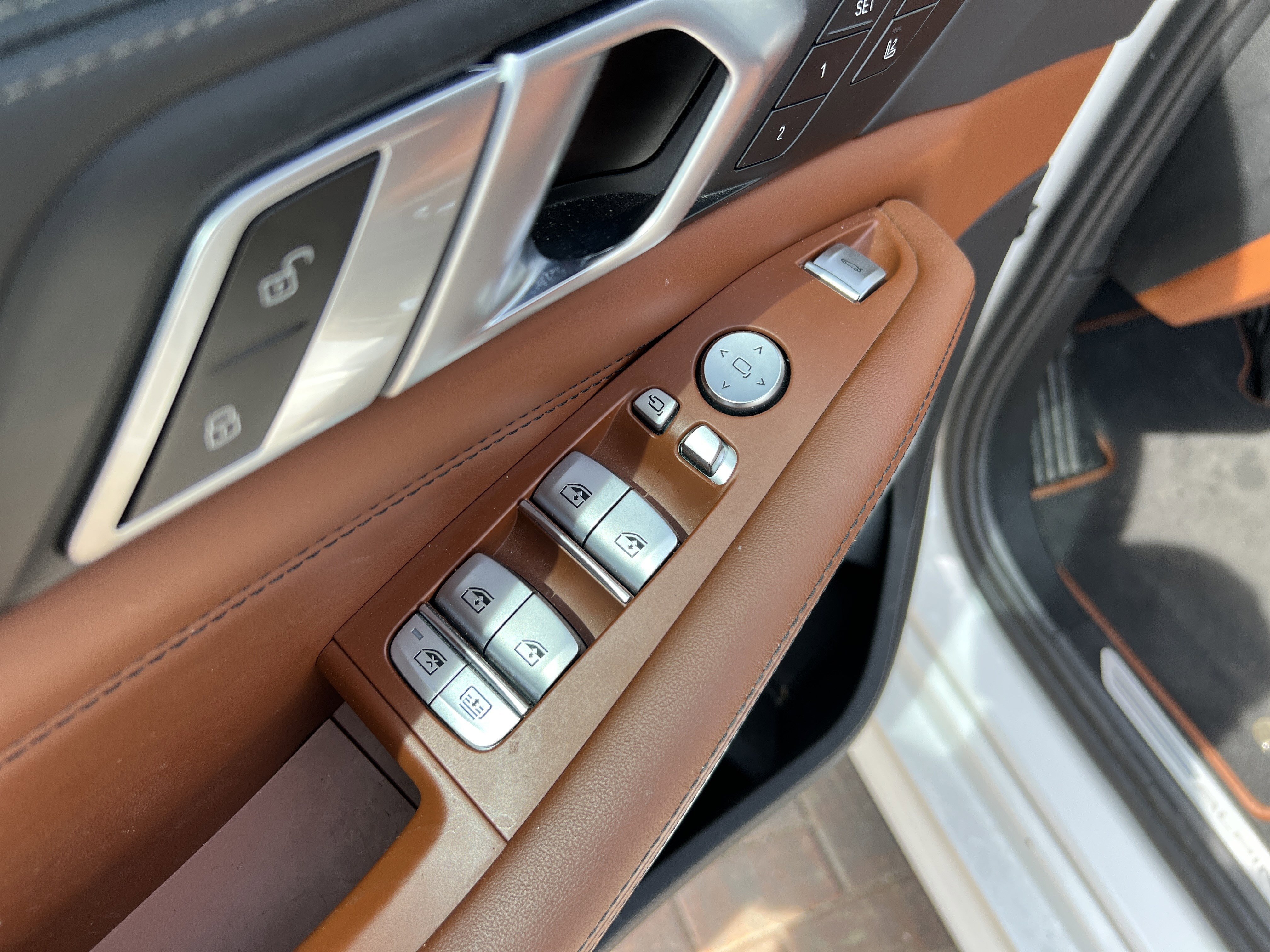 Used 2024 BMW ALPINA XB7 image 14