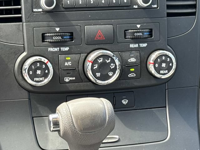 Used 2014 Kia Sedona LX FWD image 17