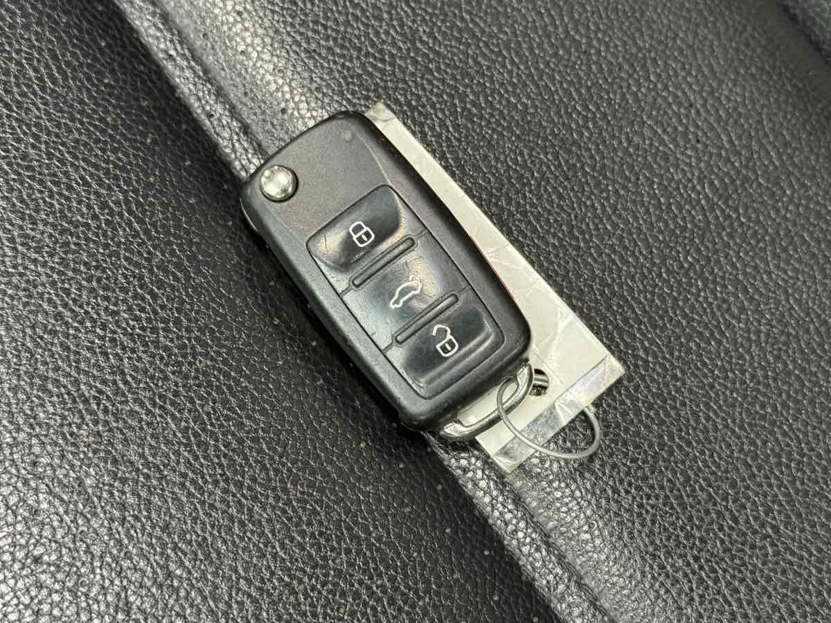 Used 2013 Volkswagen Jetta TDI FWD image 36
