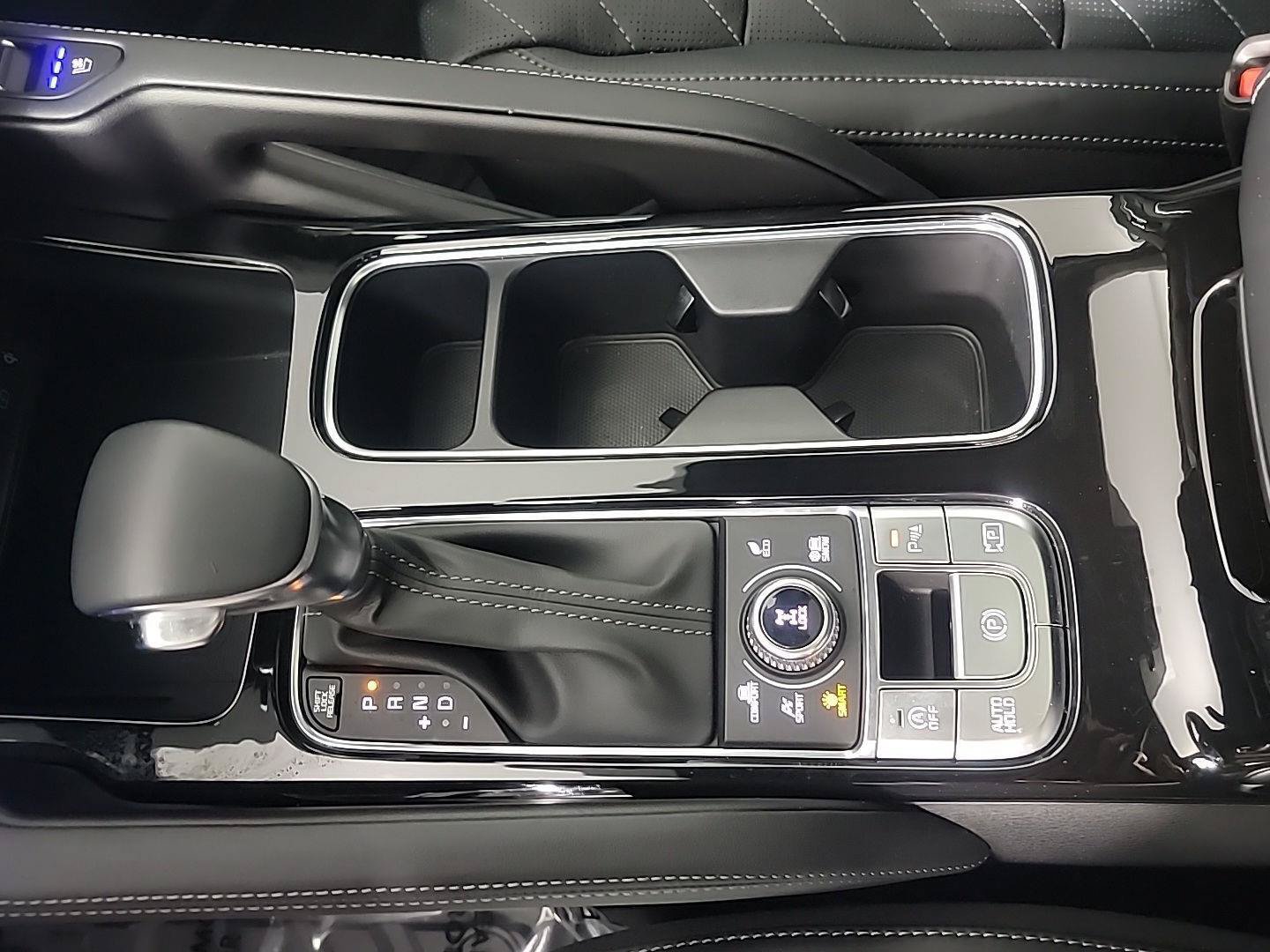 Certified 2024 Kia Telluride SX Prestige X-Line AWD/4WD image 37