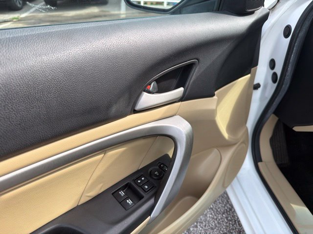 Used 2012 Honda Accord EX-L image 11