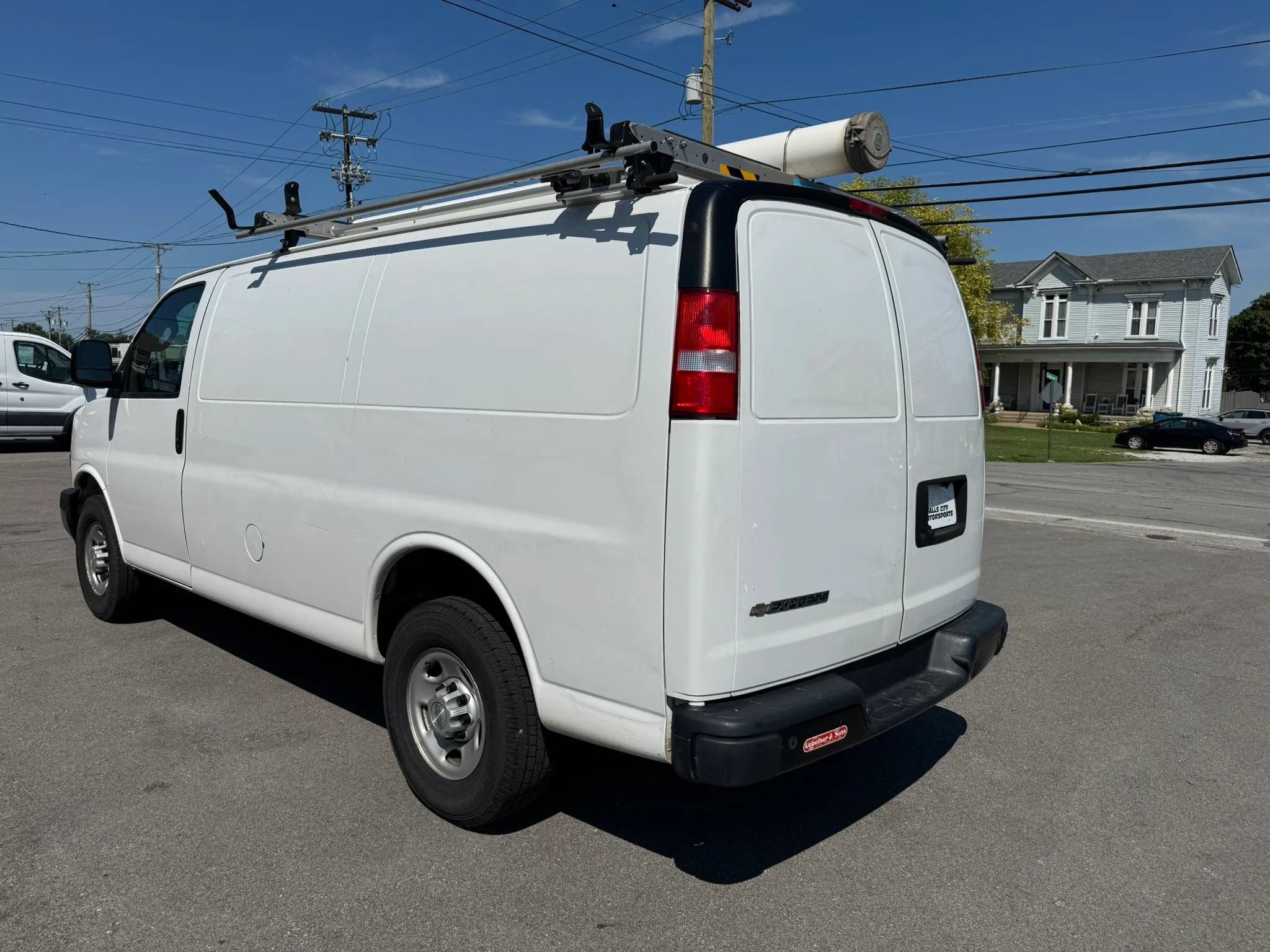 Used 2020 Chevrolet Express 2500 w/ Safety Package RWD image 10