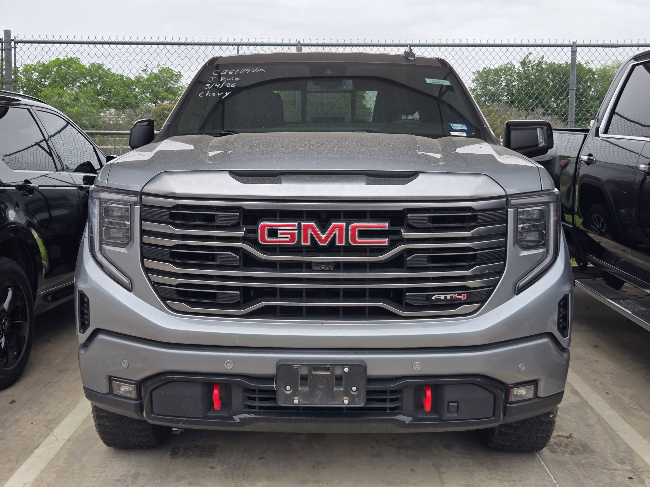 Used 2024 GMC Sierra 1500 AT4 w/ AT4 Premium Package AWD/4WD image 2