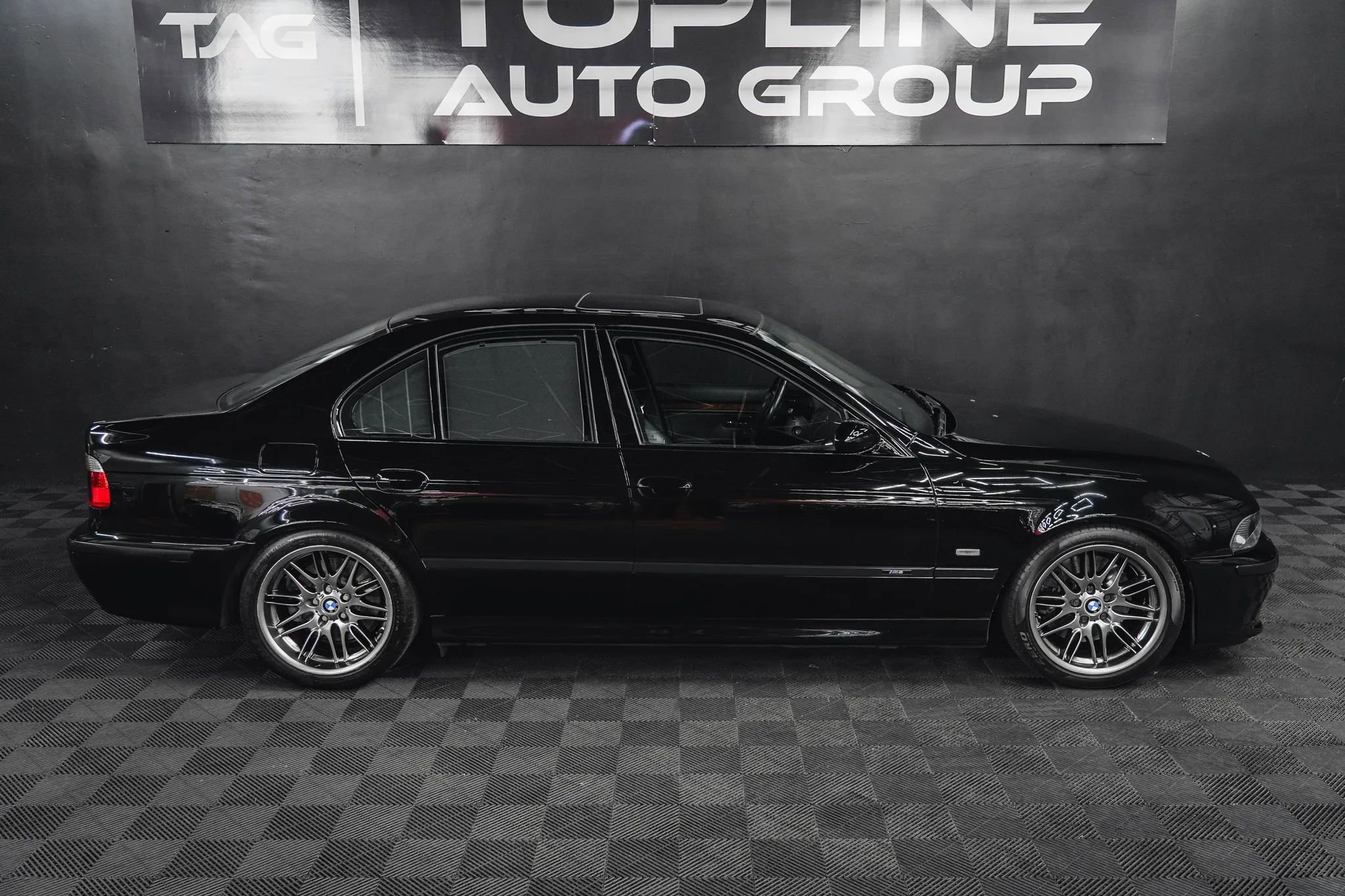 Used 2003 BMW M5 image 15