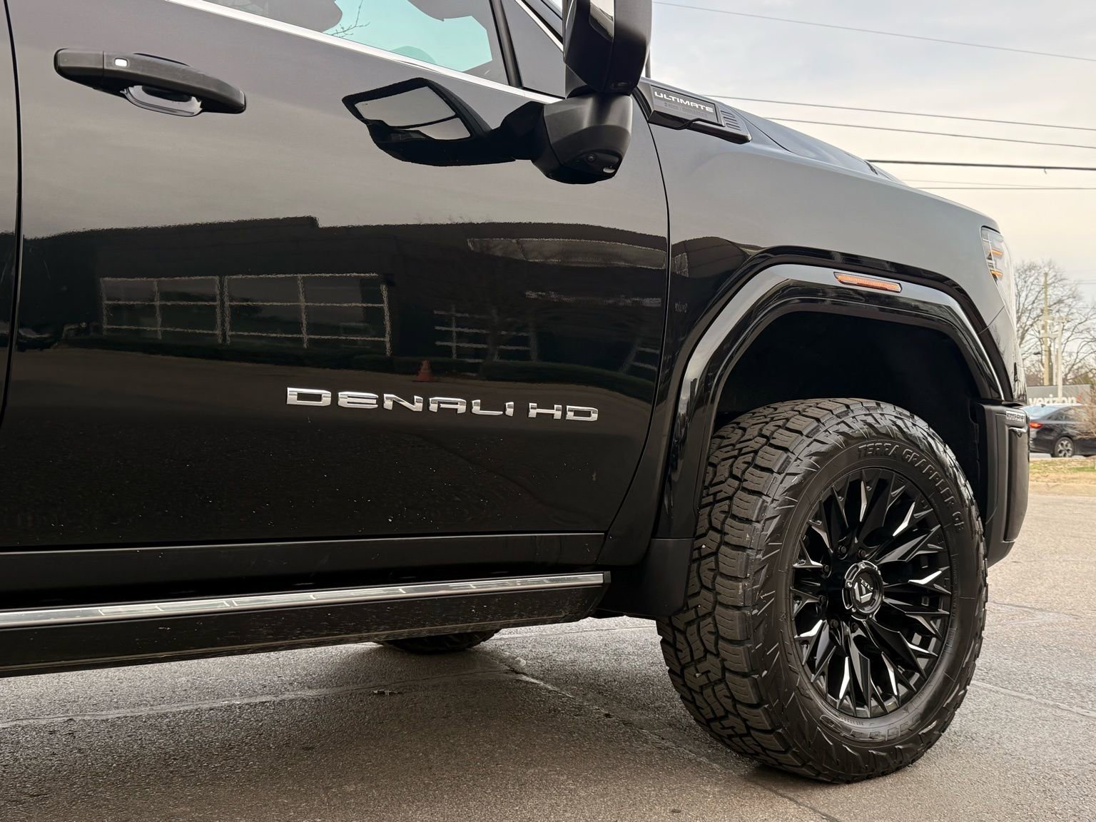 Used 2024 GMC Sierra 2500 Denali Ultimate image 14