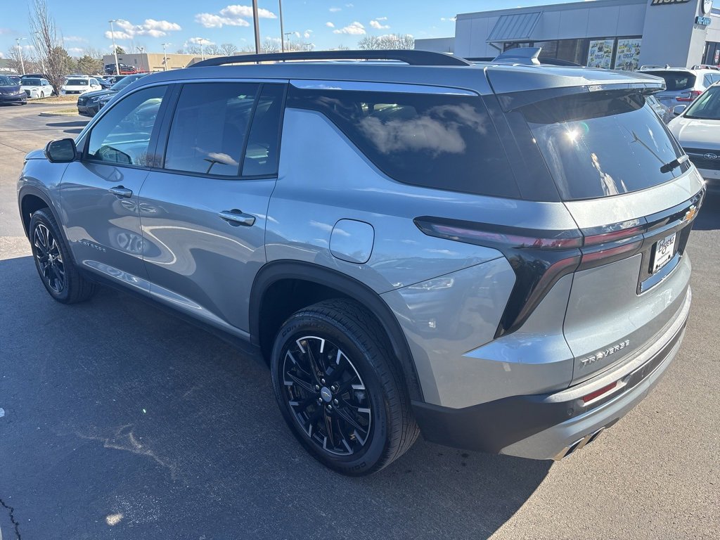 Used 2024 Chevrolet Traverse LT w/ LPO, Floor Liner Package image 5