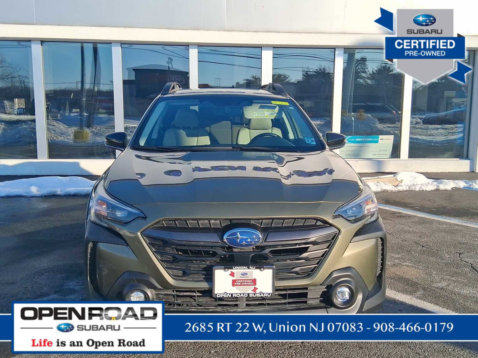 Used 2025 Subaru Outback Premium AWD/4WD image 2