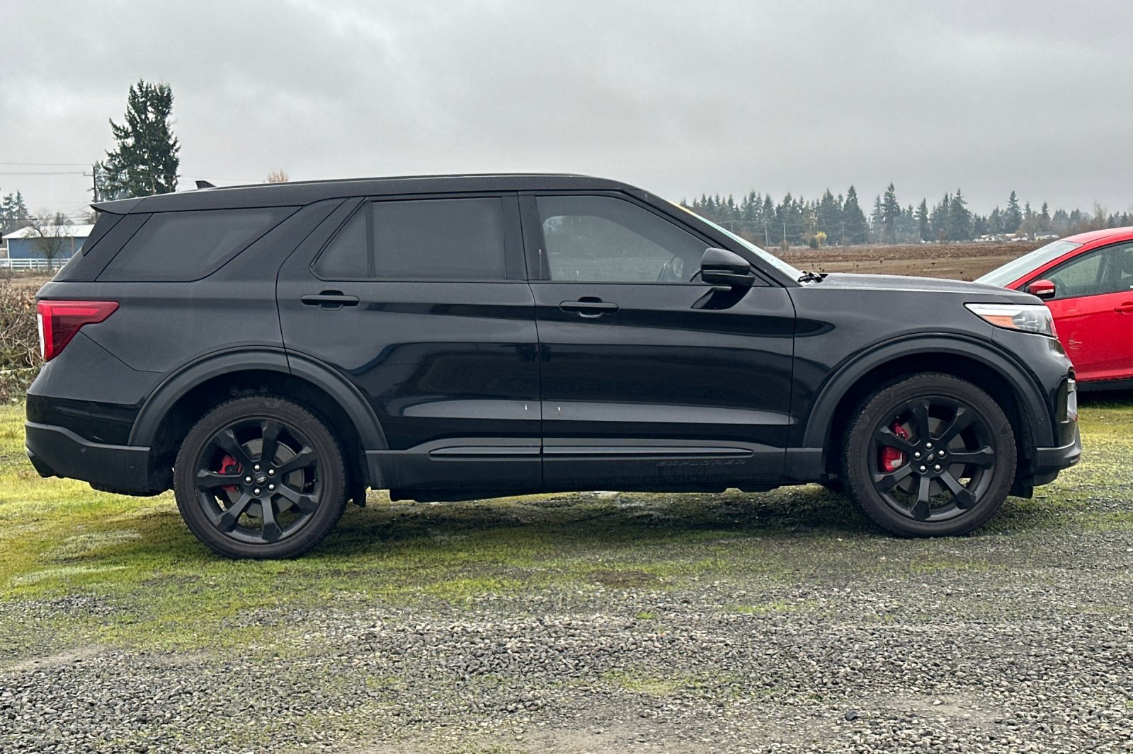 Used 2022 Ford Explorer ST w/ Equipment Group 401A image 3