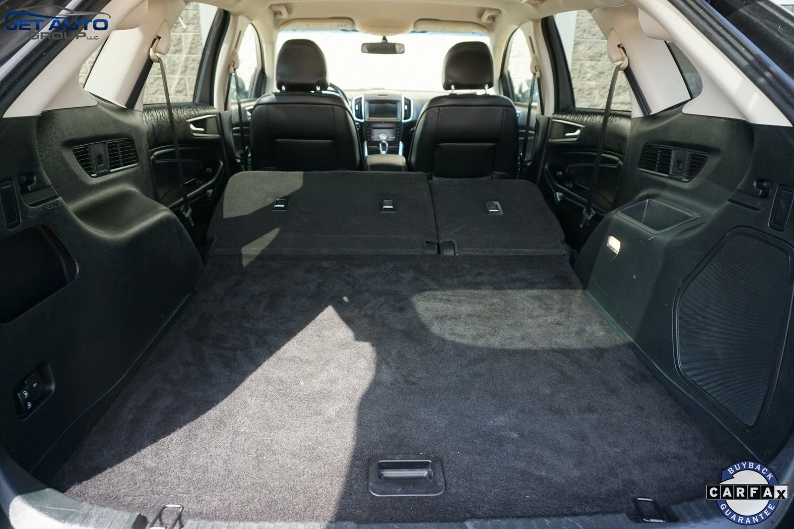 Used 2018 Ford Edge Titanium image 19