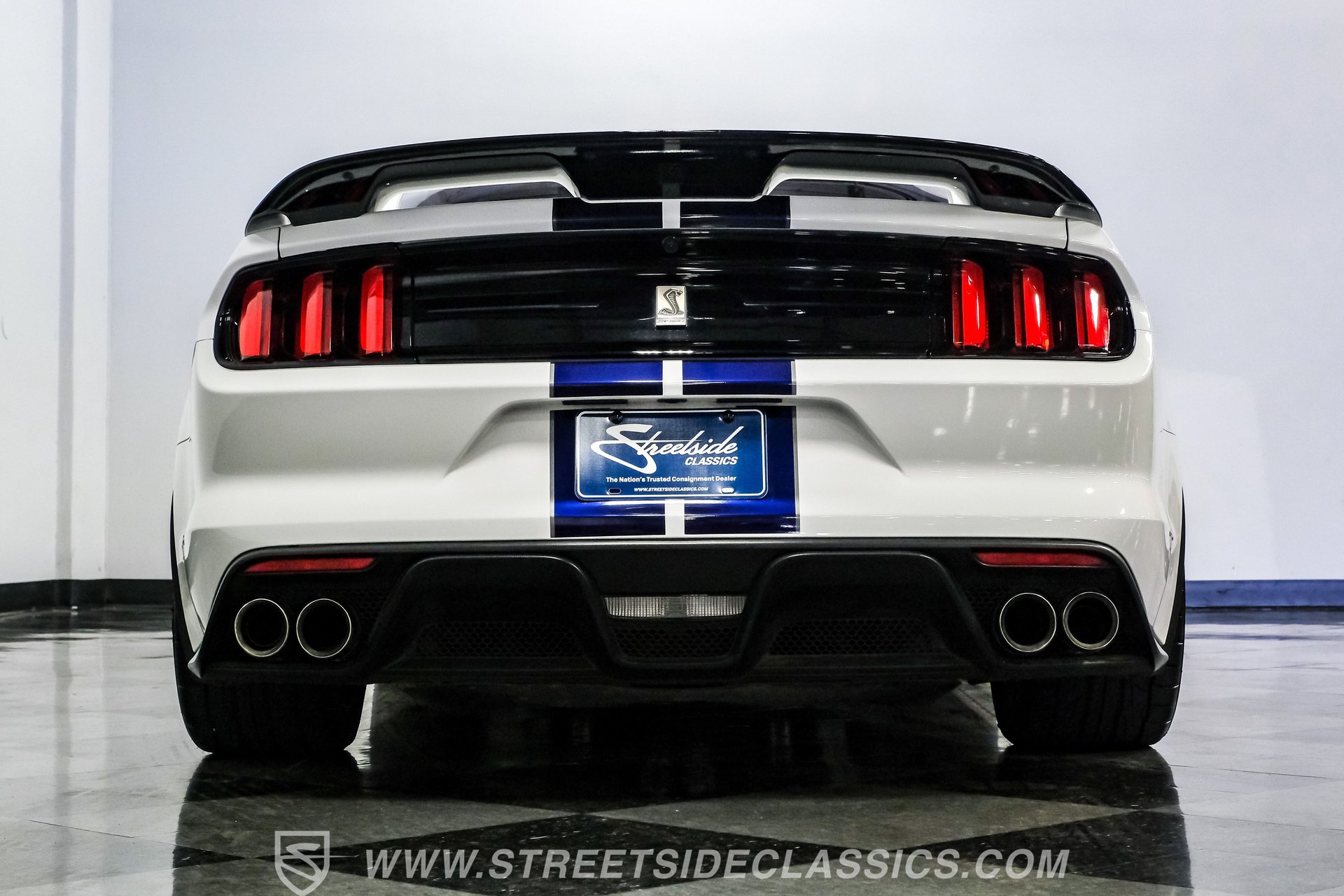 Used 2019 Ford Mustang Shelby GT350 w/ Technology Package RWD image 32