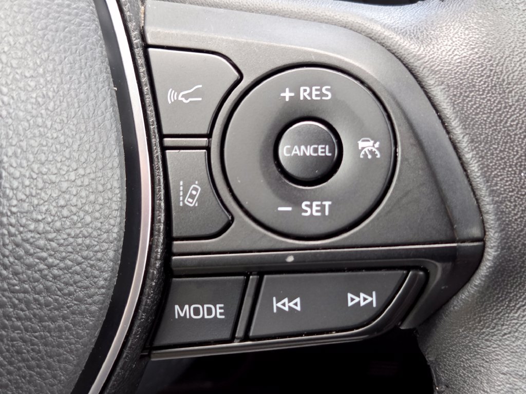 Used 2023 Toyota RAV4 Adventure AWD/4WD image 8