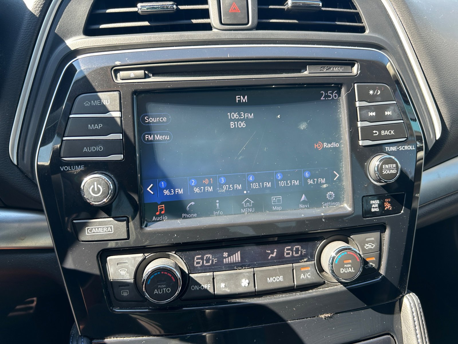 Used 2017 Nissan Maxima SR w/ Midnight Edition image 16