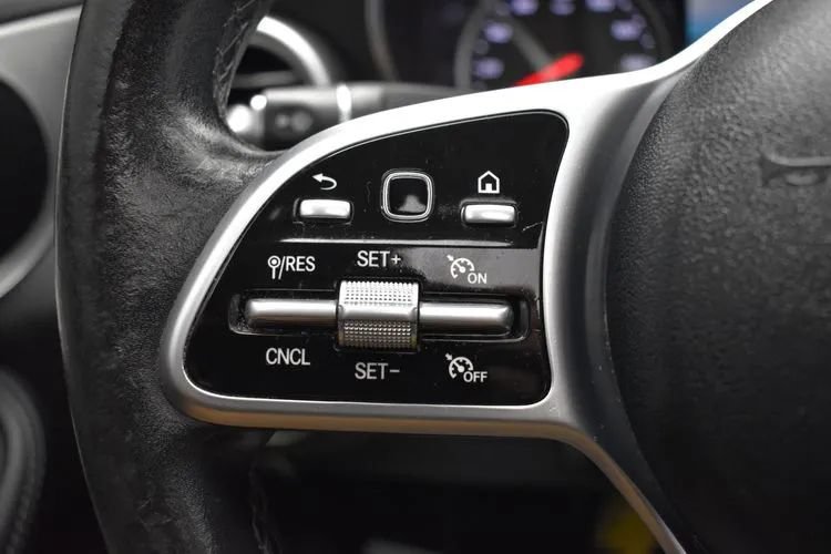 Used 2019 Mercedes-Benz C 300 4MATIC Sedan image 25