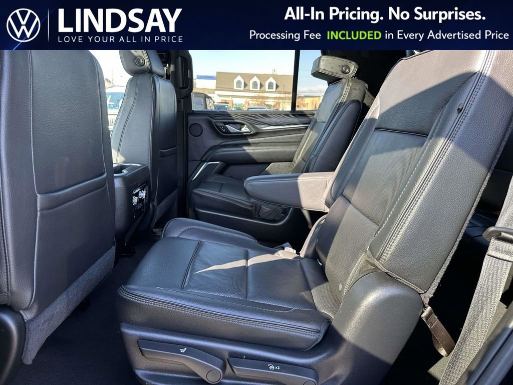 Used 2021 GMC Yukon Denali w/ Advanced Technology Package image 16