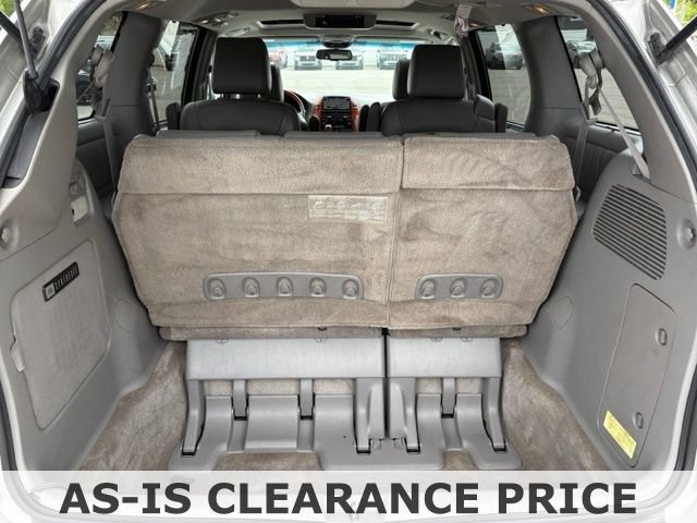 Used 2009 Toyota Sienna XLE Limited FWD image 16