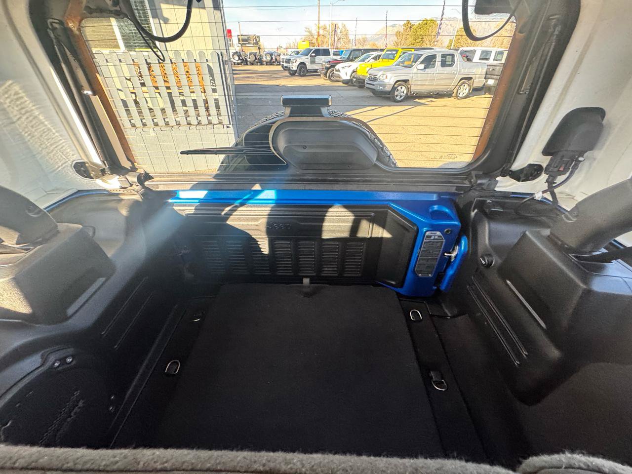 Used 2021 Jeep Wrangler Unlimited Sahara AWD/4WD image 19