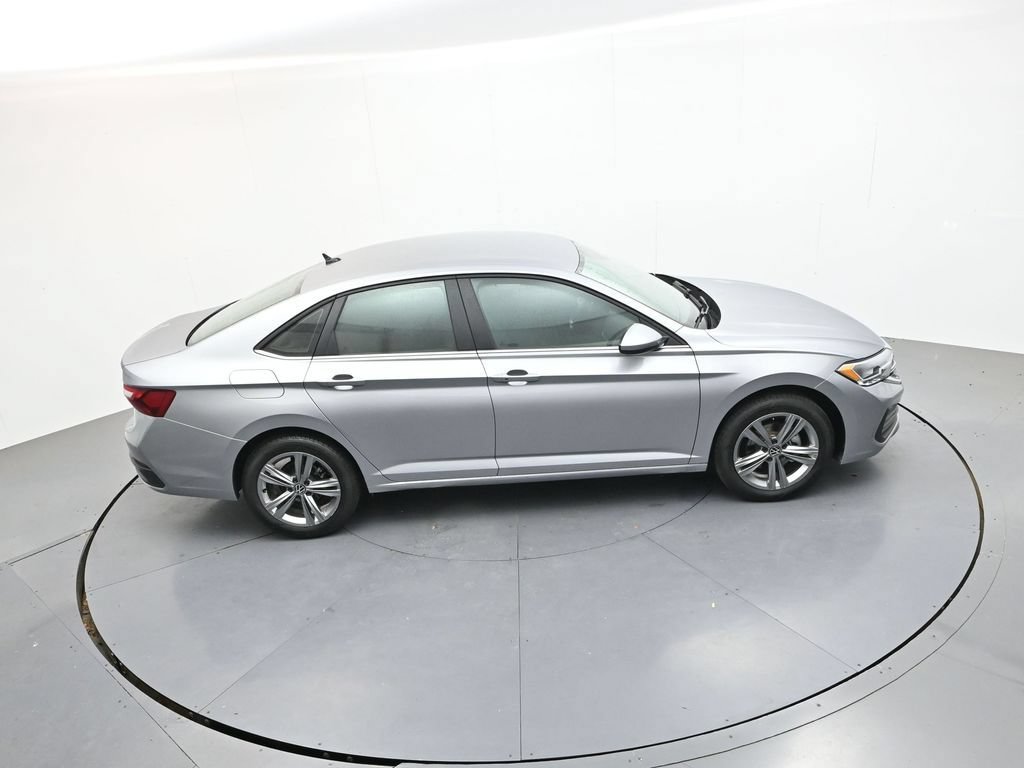 Used 2024 Volkswagen Jetta SE FWD image 30