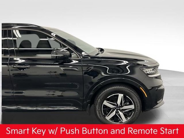 Used 2023 Kia Sorento S image 14
