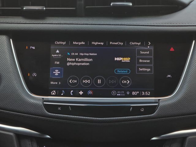 Certified 2025 Cadillac XT6 Luxury FWD image 21