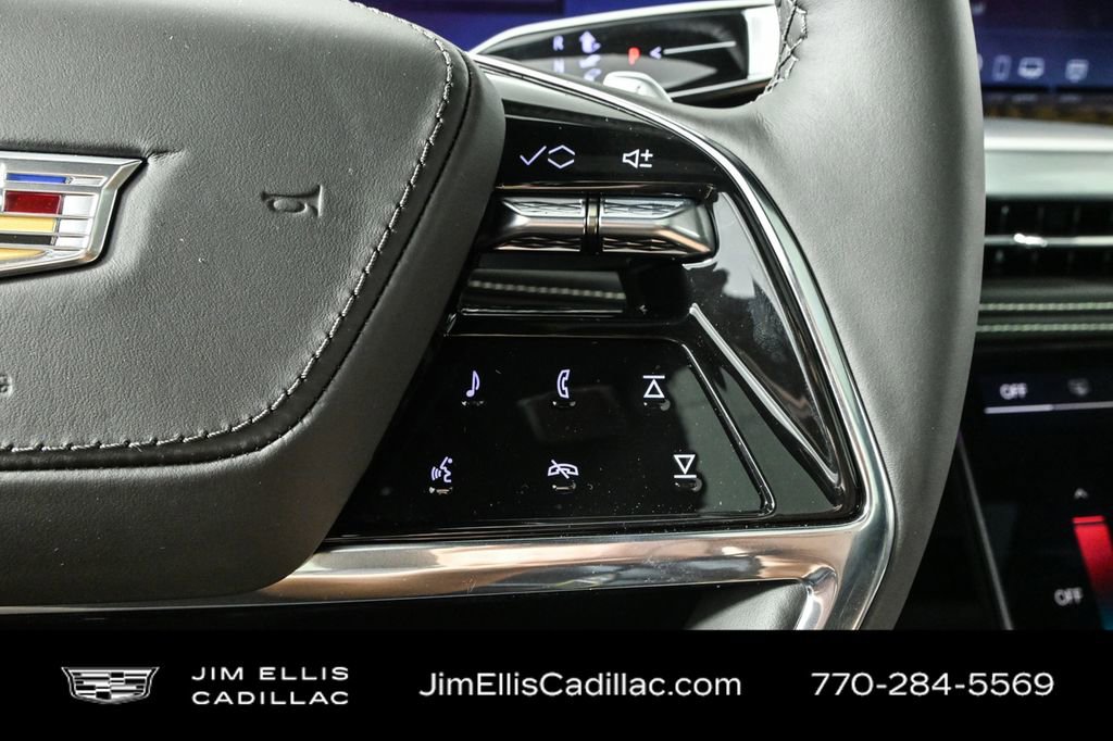 Certified 2025 Cadillac Escalade Sport Platinum w/ LPO, Floor Liner Package image 18