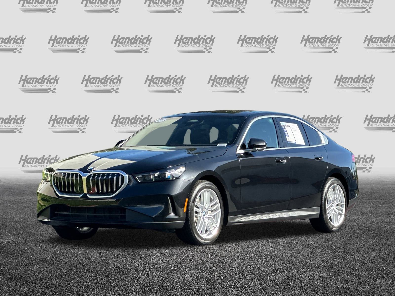 Used 2025 BMW 530i w/ Premium Package image 9