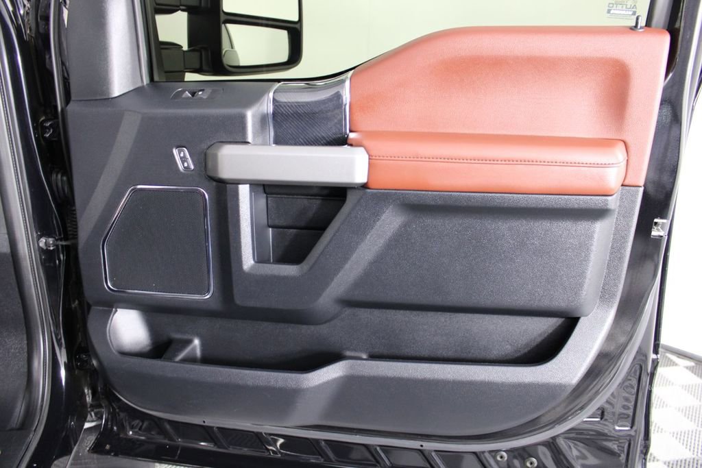 Used 2020 Ford F350 Platinum image 42