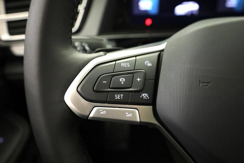 New 2026 Volkswagen Atlas Cross Sport SEL Premium R-Line AWD/4WD image 26