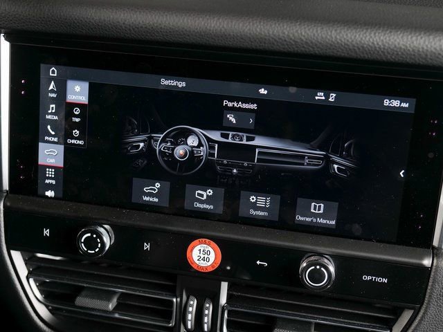 Certified 2026 Porsche Macan AWD/4WD image 19