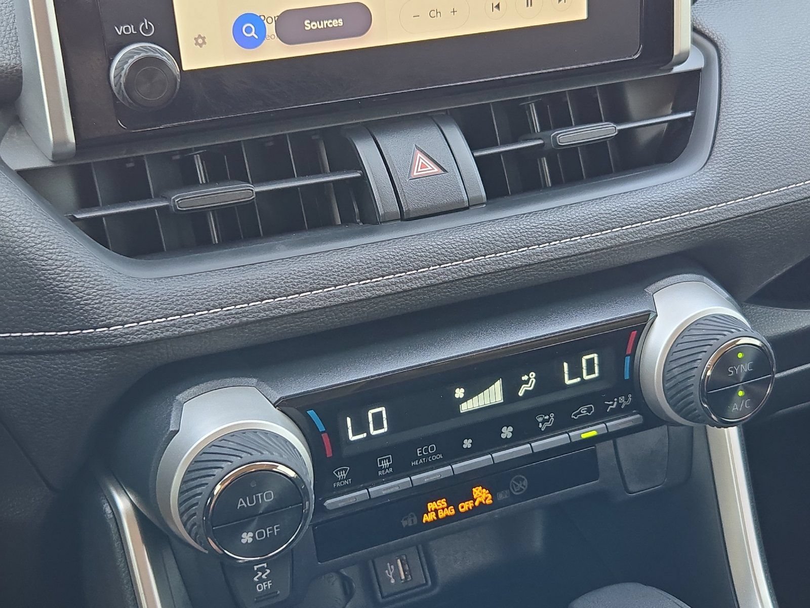 Certified 2025 Toyota RAV4 LE AWD/4WD image 19