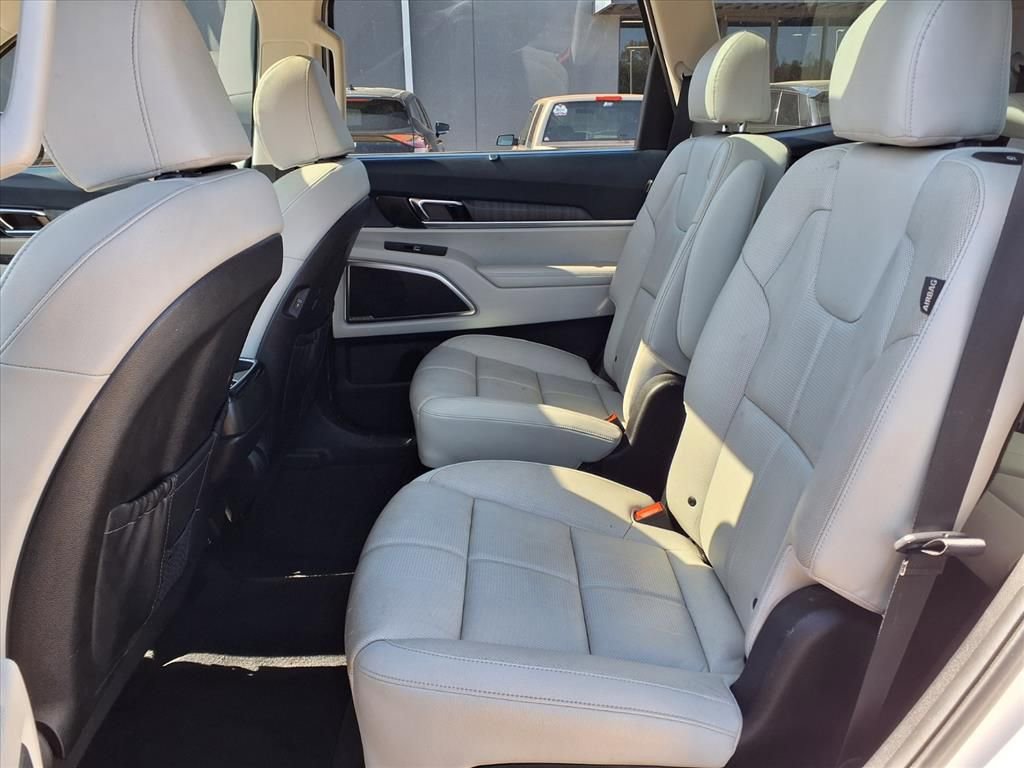 Used 2023 Kia Telluride SX image 11