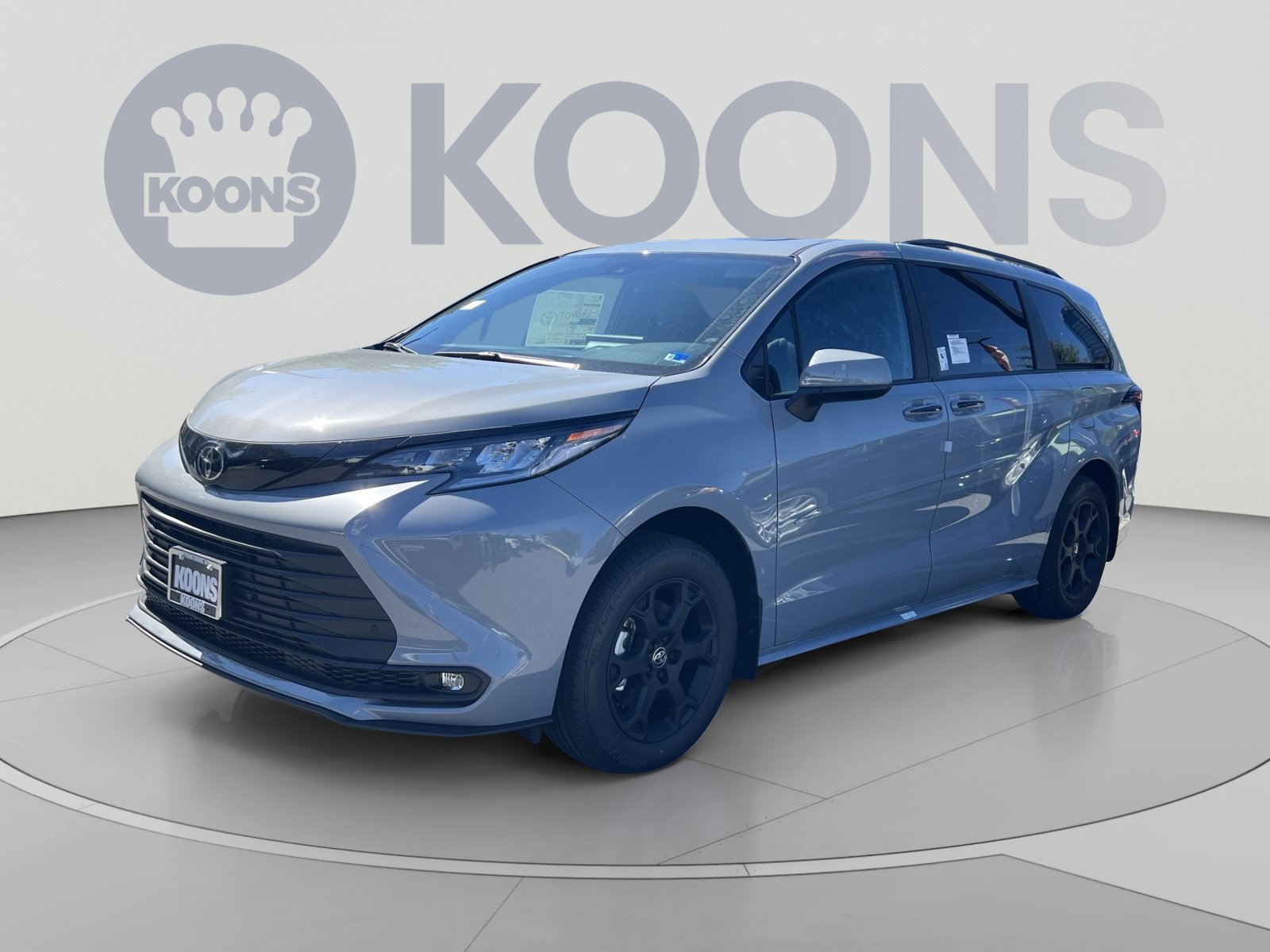 New 2026 Toyota Sienna XLE Woodland Edition