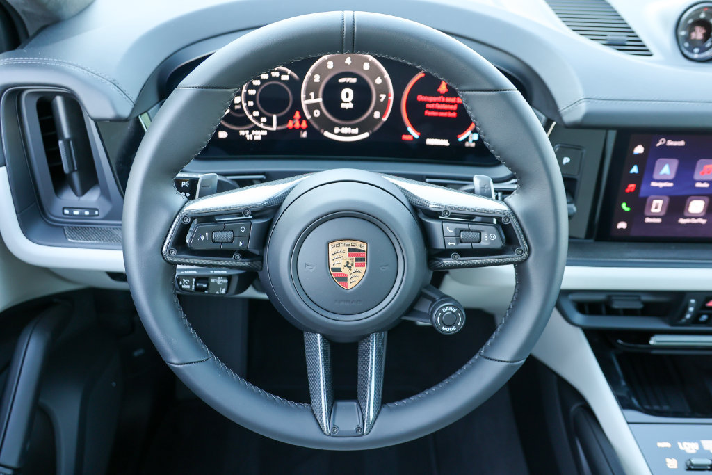 New 2026 Porsche Cayenne GTS AWD/4WD image 35