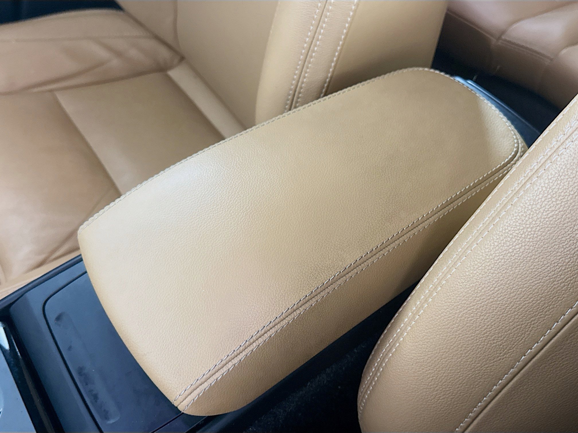 Used 2020 Volvo XC40 T5 Inscription image 18