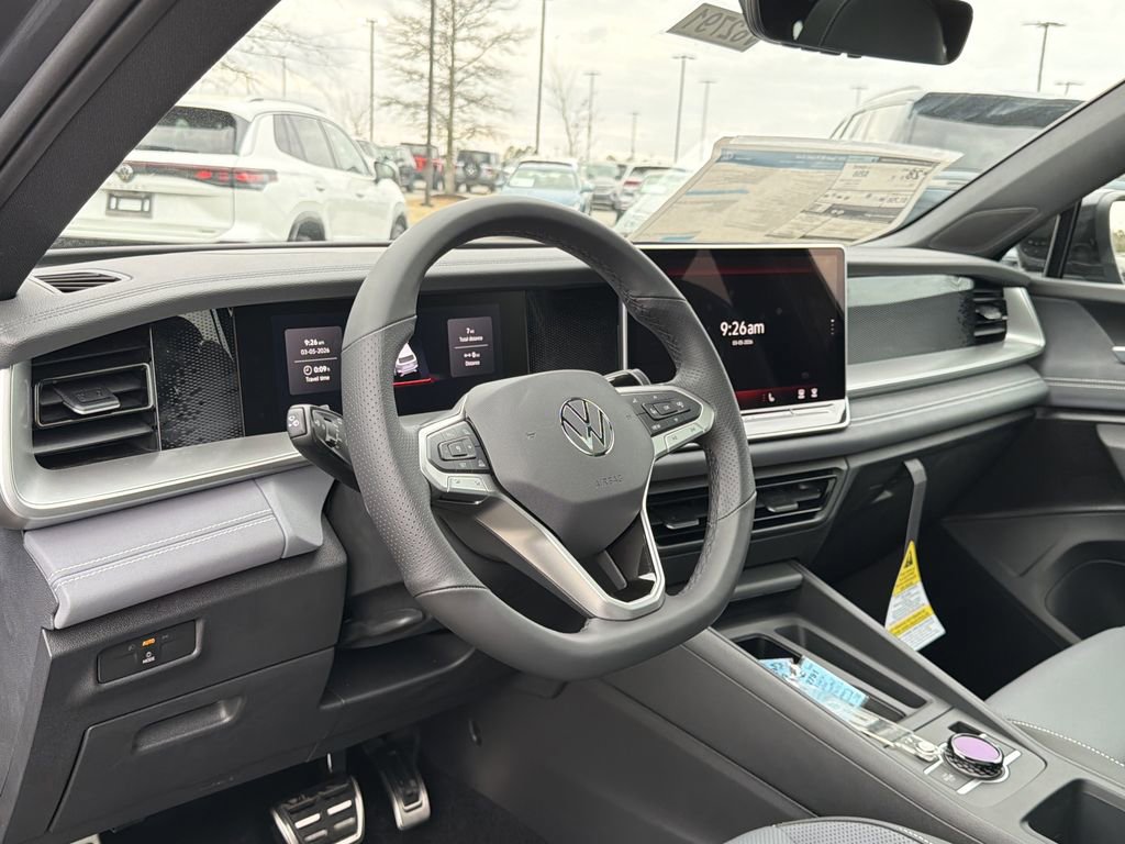 New 2026 Volkswagen Tiguan SE R-Line image 10