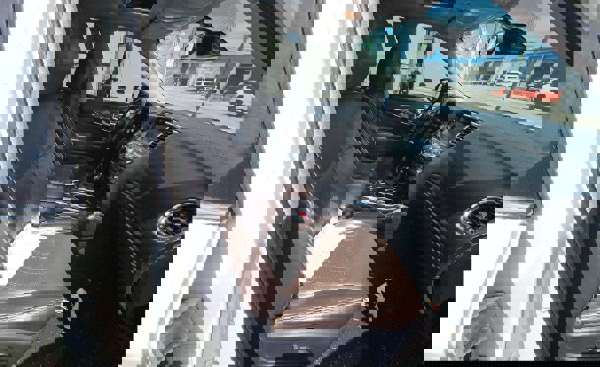 Used 2019 INFINITI QX60 Luxe w/ Essential Package FWD image 7