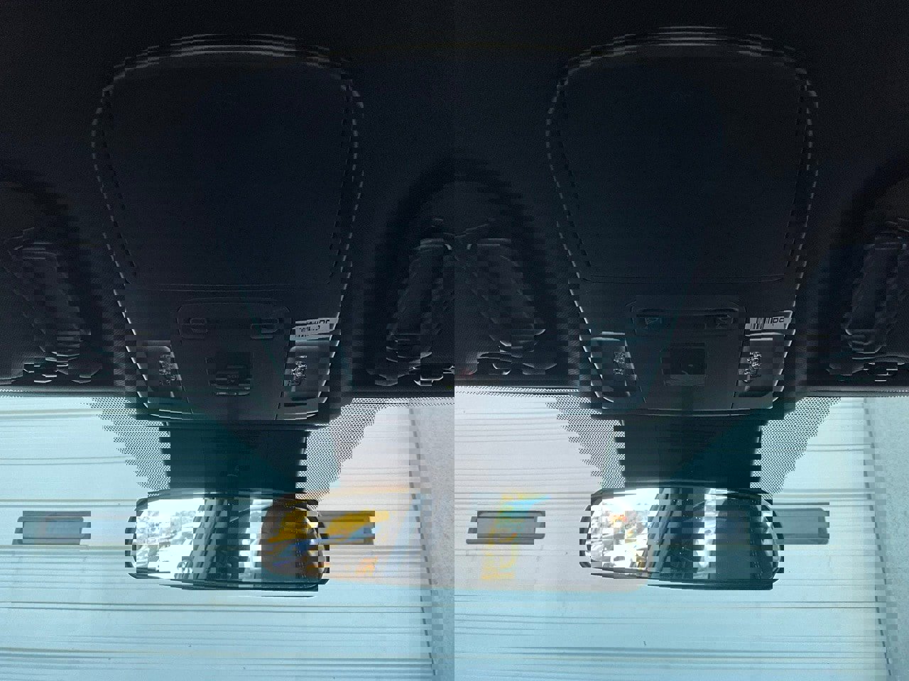 Used 2025 Toyota Camry SE image 16