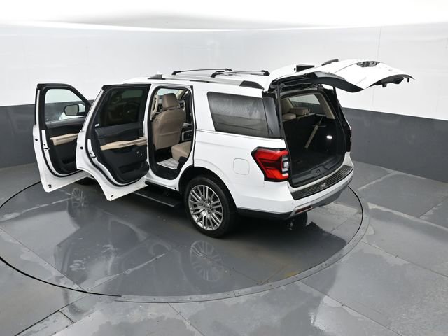Used 2024 Ford Expedition Limited image 33