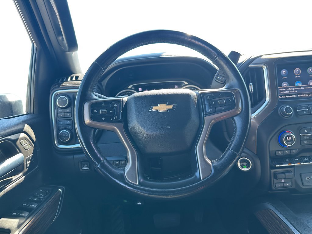 Used 2022 Chevrolet Silverado 2500 High Country w/ Z71 Off-Road Package AWD/4WD image 14