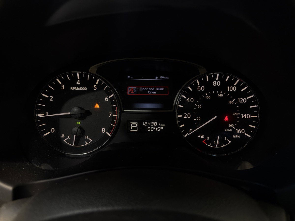 Used 2015 Nissan Altima 3.5 SL FWD image 18